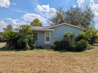 890 Josephine St, New Braunfels, TX 78130
