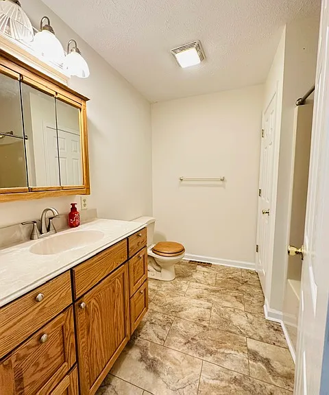 1304 Jollett Rd — Photo 31