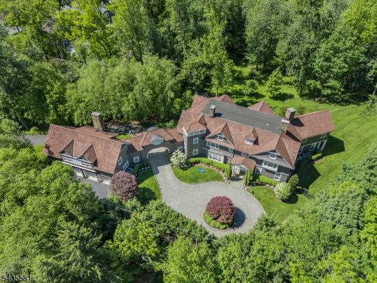 71 Hillside Ave, Short Hills, NJ 07078