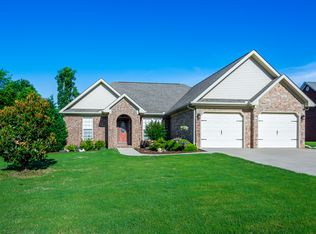 101 Castleton Rd, Florence, AL 35633