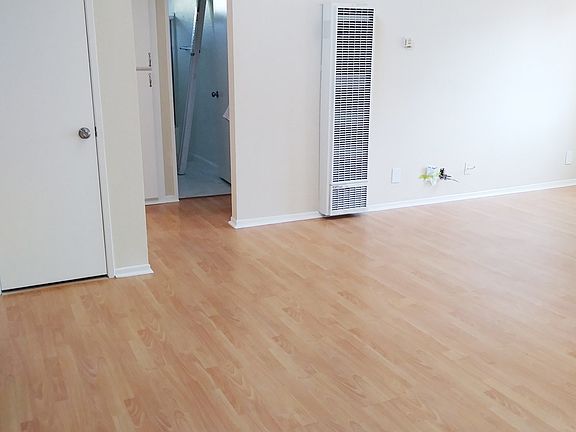 4th image of 144 N Michigan Ave APT 14