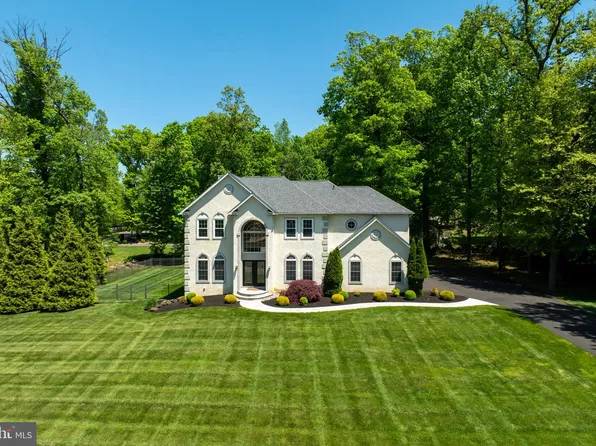 3630 Marian Dr, Garnet Valley, PA 19060