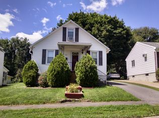 360 Tripp St, West Wyoming, PA 18644
