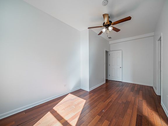 2nd image of 4731 S Ingleside Ave APT A3