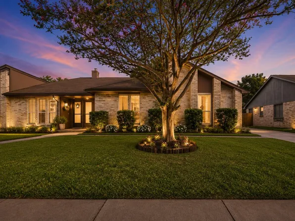2307 Spring Dusk Ln, Spring, TX 77373