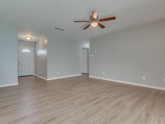 3rd image of 1116 Saturn St