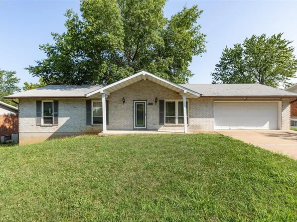 5035 Snowberry St, Imperial, MO 63052