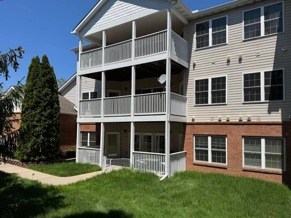 203 Cherry Lane Dr, Milan, MI 48160