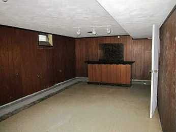 3rd image of 4739 Bartlam Ave