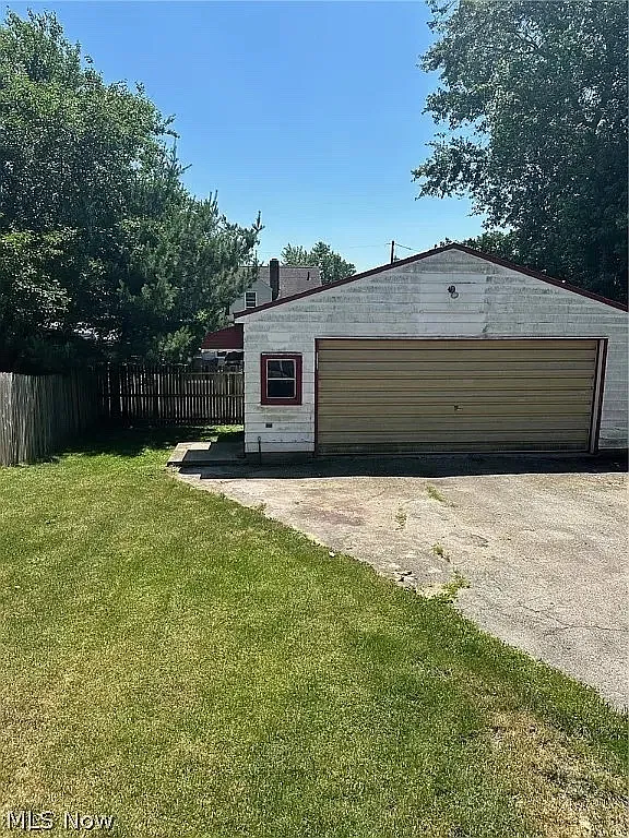4 bed, 1571 sqft, $1,300 — Photo 3