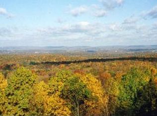 240 Alpine Trl, Sparta, NJ 07871