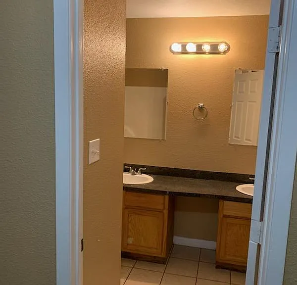 7621 County Road 2193 — Photo 7