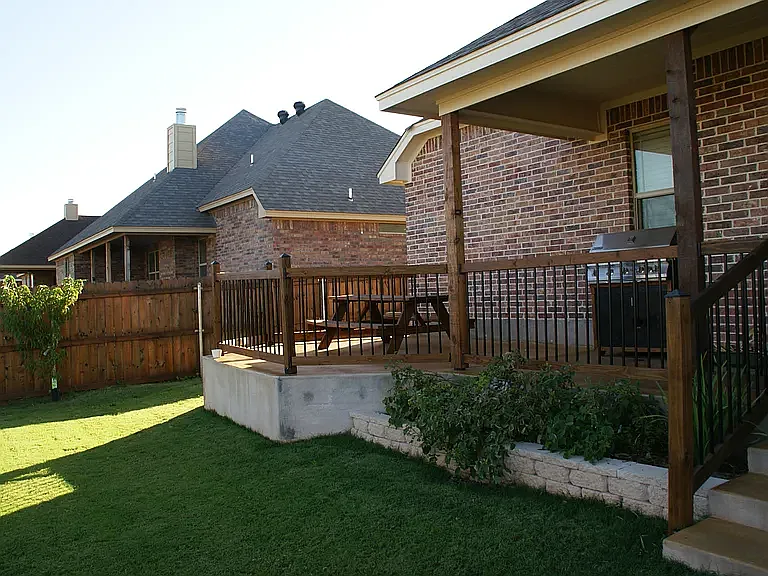 4 bed, 1718 sqft, $2,500 — Photo 2