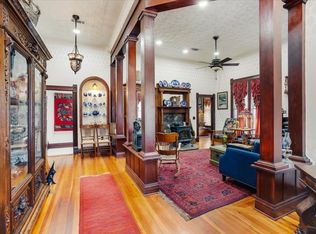 300 W 6th St, Bonham, TX 75418