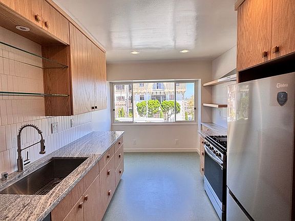 5th image of 4531 E Shaw St