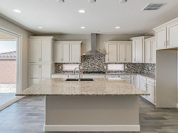 Gourmet Kitchen with Slider