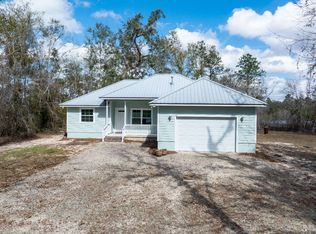 529 SE Oak Tree Rd, Branford, FL 32008