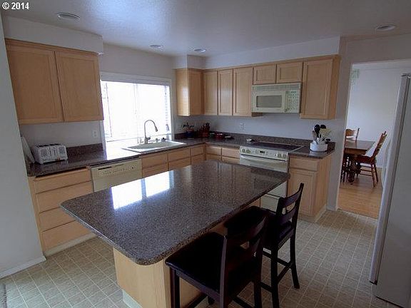 5th image of 4109 SE 180th Ave