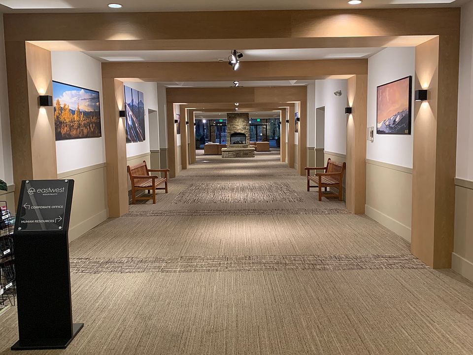 Seasons at Avon Common Area