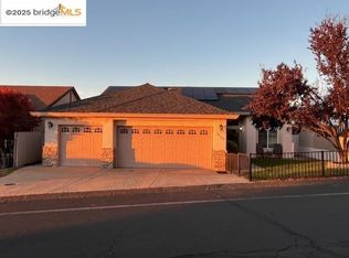 18105 Clouds Rest Rd, Soulsbyville, CA 95372