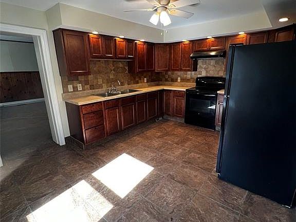2nd image of 101 S Main St Unit A