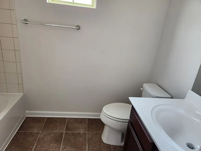 16636 Thornapple Run — Photo 10