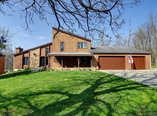 9847 Mile Rd, New Lebanon, OH 45345