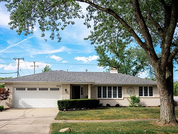 2nd image of 8520 W 143rd Pl
