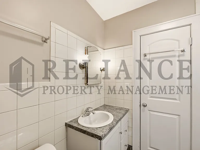 2301 W 3rd St N — Photo 30