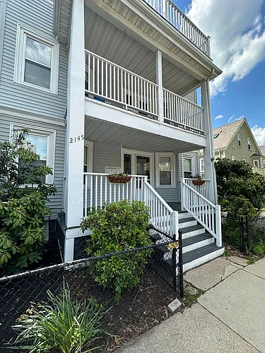 2145 Dorchester Ave #3 Photo 1