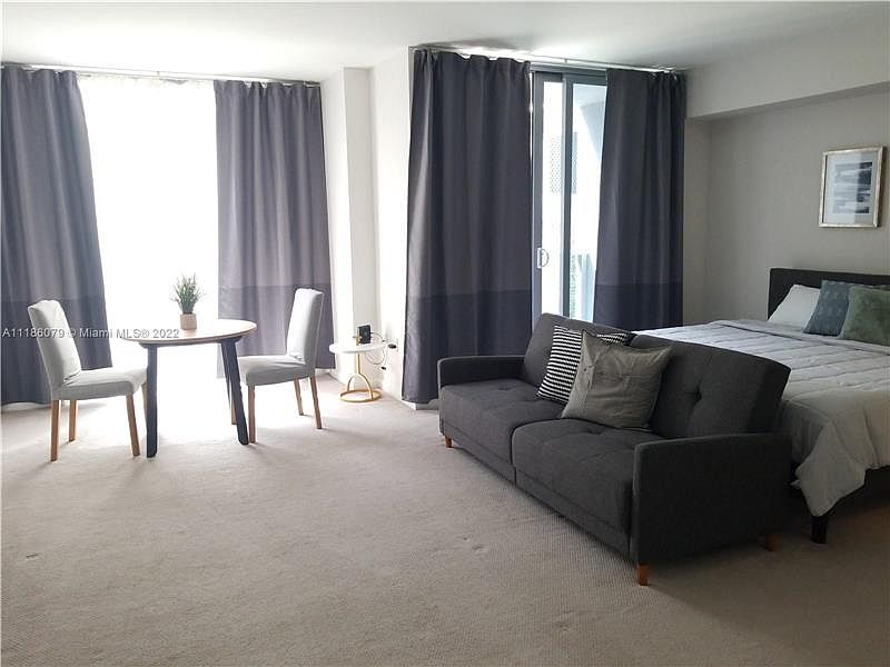 1st image of 31 SE 6th St APT 403