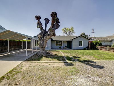 841 N Fine Ave, Fresno, CA, 93727