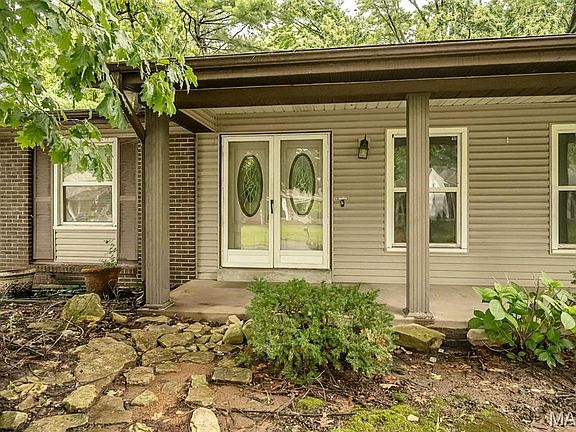 5th image of 2145 Jenkee Dr