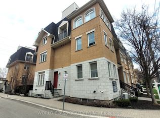 370 Hopewell Ave #212, Toronto, ON M6E2S2