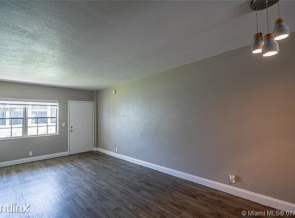 4th image of 1348 Drexel Ave APT 17