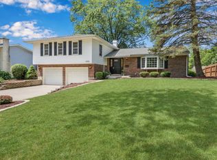 5840 Kingston Ave, Lisle, IL 60532