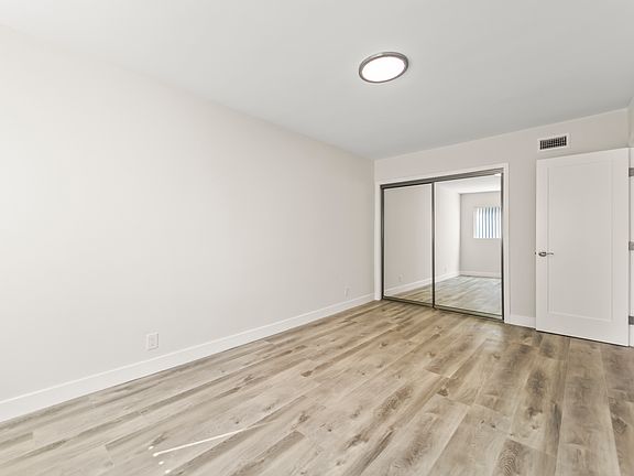 4th image of 1212 N Fuller Ave APT 7