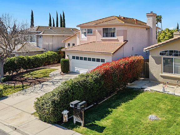2nd image of 4924 Stirrup Way