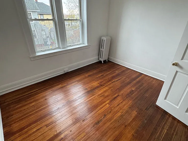 408 Charles St #5 — Photo 2
