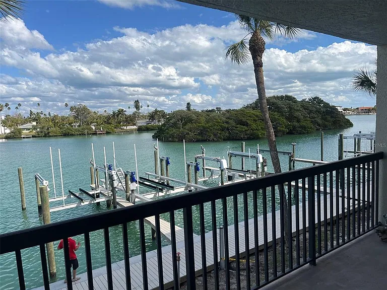 3111 Pass A Grille Way #109R — Photo 22