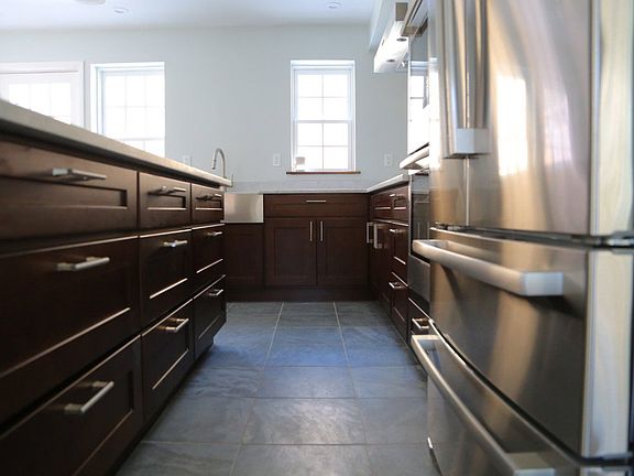 5th image of 4104 47th St