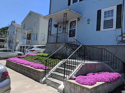 208 Sunbury St #1 Photo 1