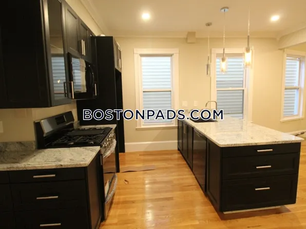 125 Princeton St, Boston, MA