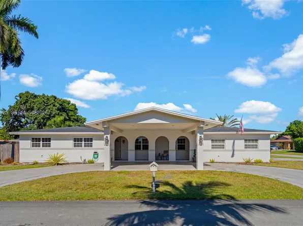 12805 SW 193rd Ter, Miami, FL 33177