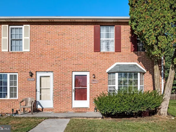 225 Nottoway Dr, Stephens City, VA 22655