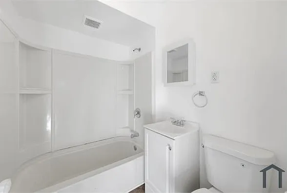 4244 W 24th St — Photo 9
