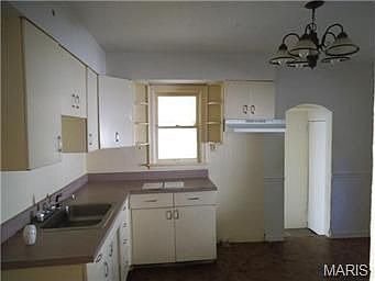 5th image of 7137 Beulah Ave