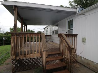 720 W Chestnut St, Junction City, KS 66441