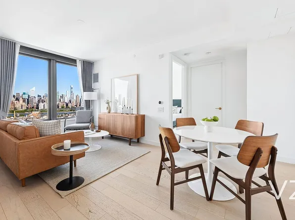 3 Court Sq #2012, Long Island City, NY 11101