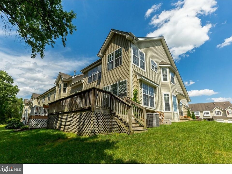 1st image of 219 Westbrook Dr